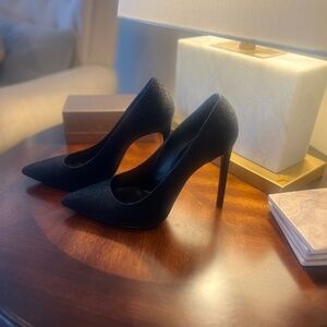 Saint Lauren pumps